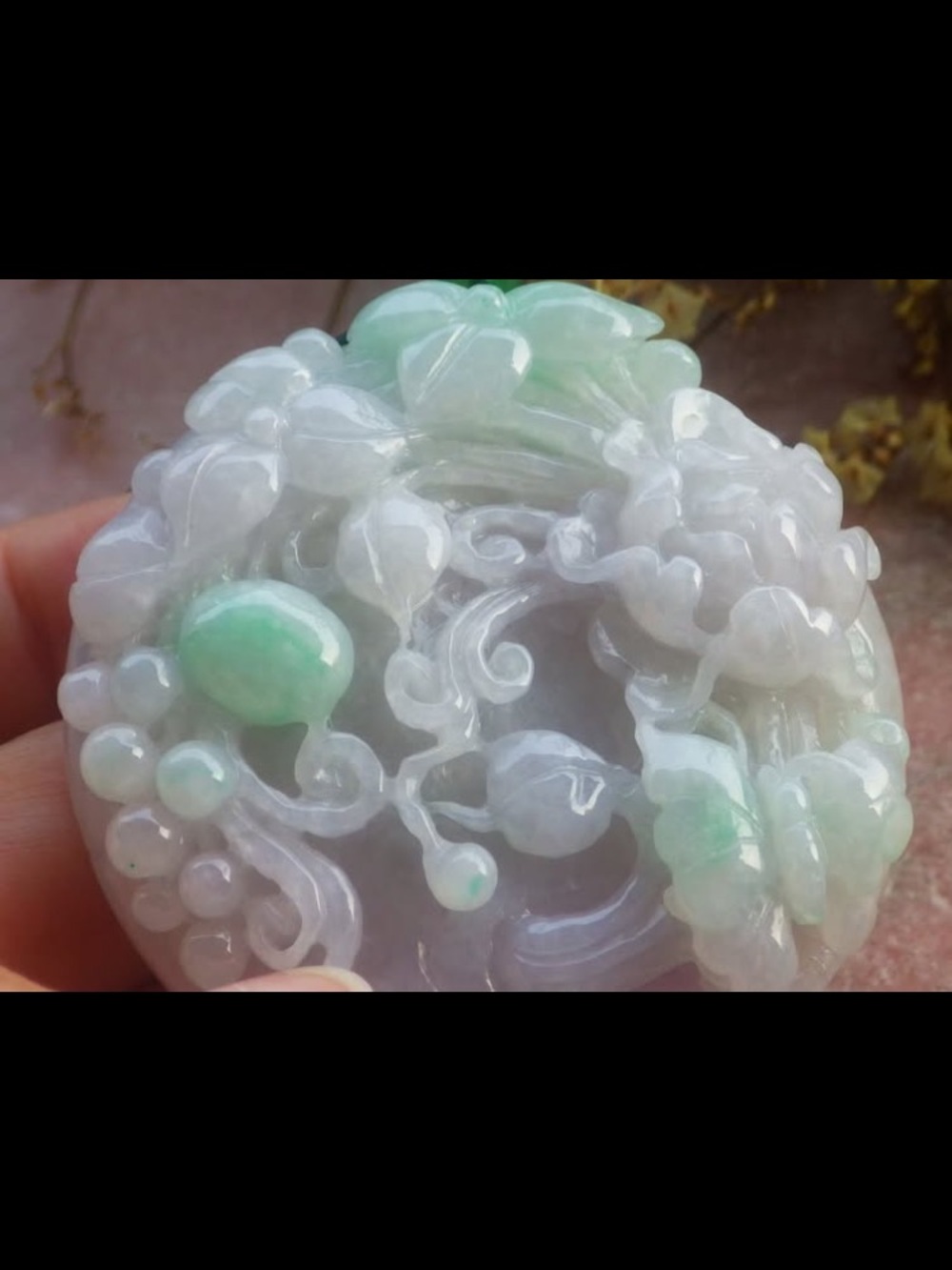 Exquisite jadeite Jade green white light lavender butterfly flower pendant - Picture 2 of 10